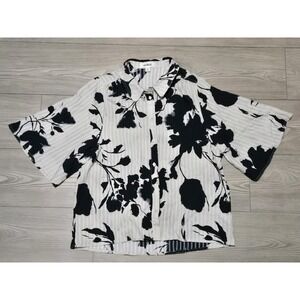 SOAKED IN LUXURY Black White Floral Print Shirt Blouse Size XL Button Up